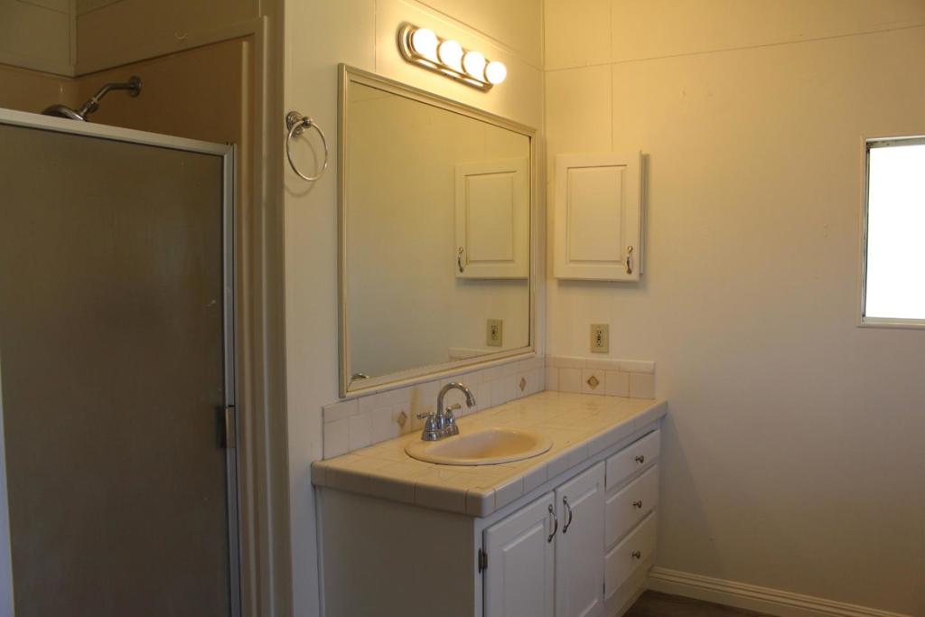 Hall Road Property Photo 33