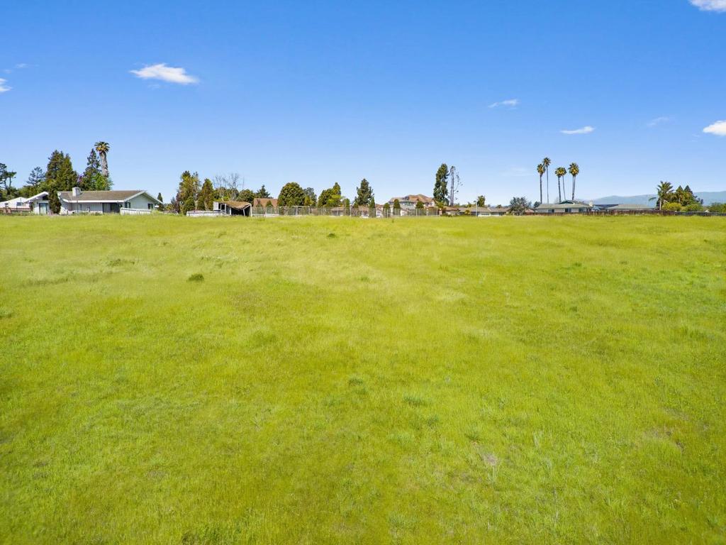 40 Eileen Street Property Photo 10