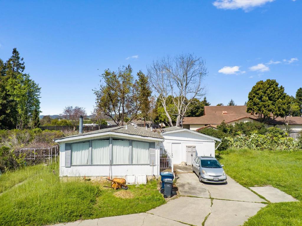 40 Eileen Street Property Photo 19