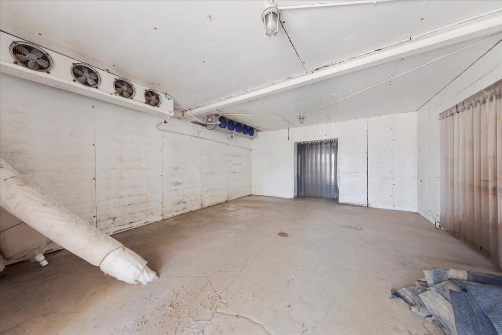 Hall Road Property Photo 29