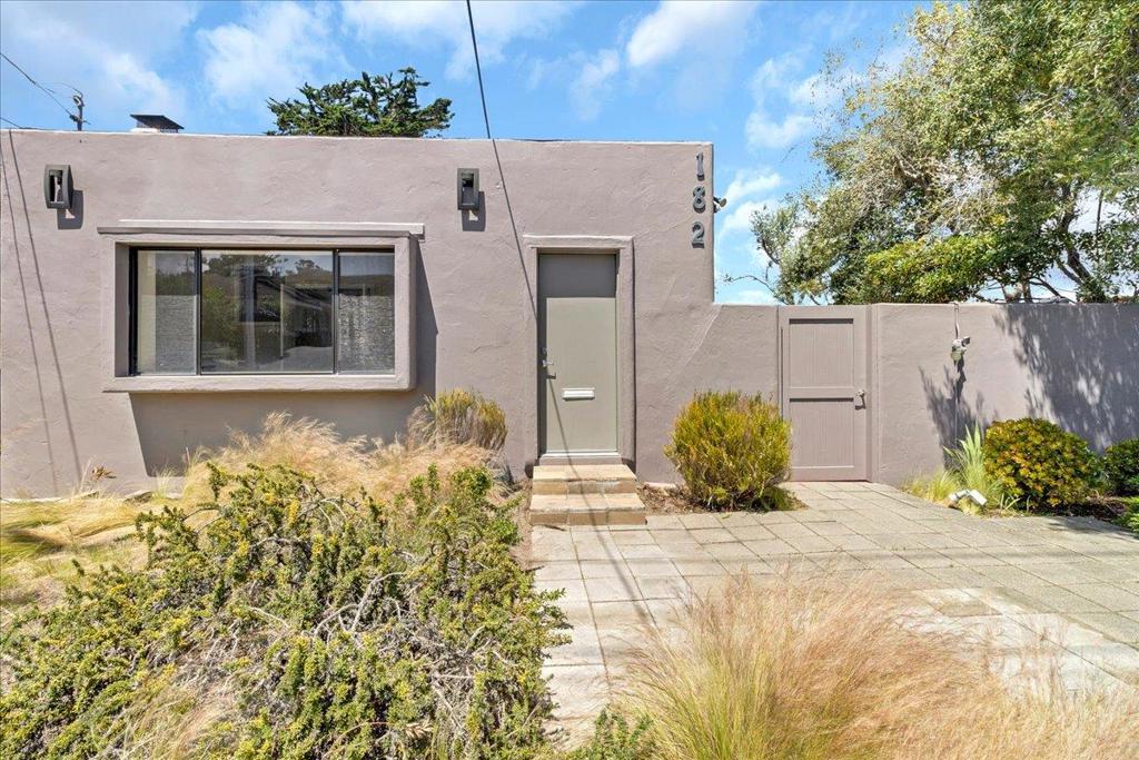 182 El Dorado Street Property Photo