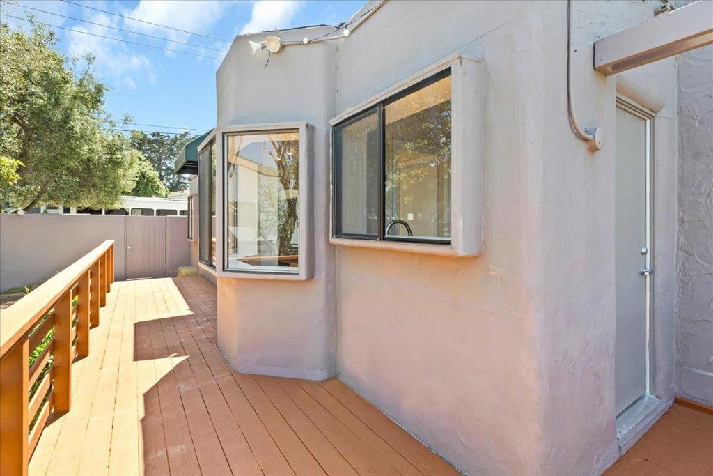 182 El Dorado Street Property Photo 9