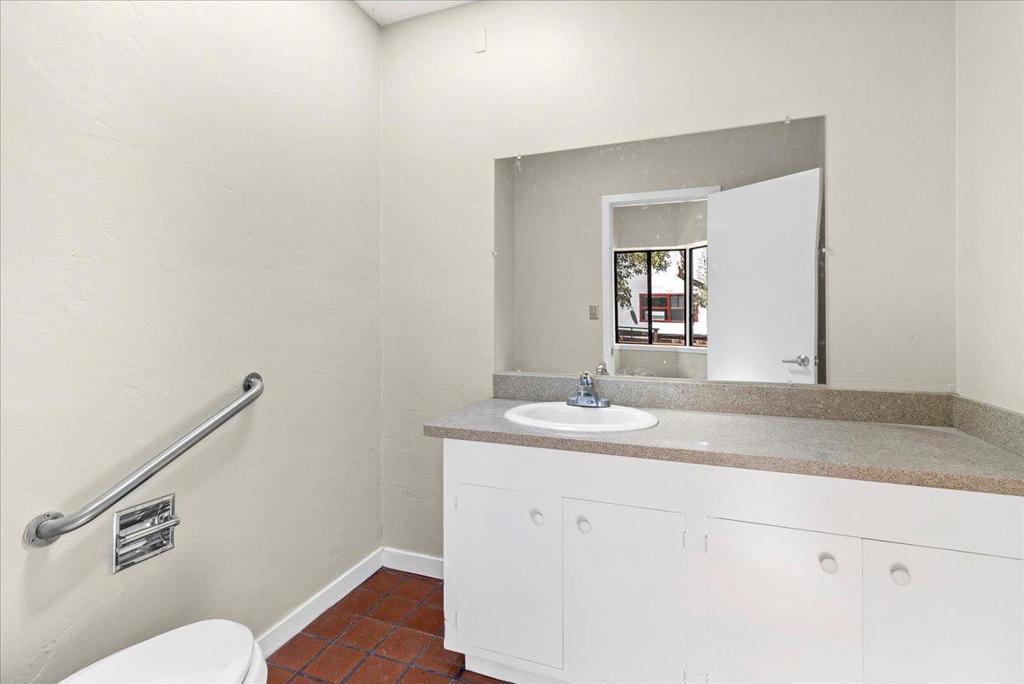 182 El Dorado Street Property Photo 28