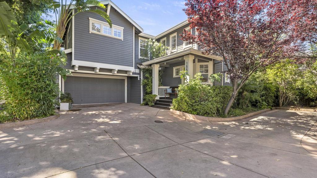 1550 Redwood Court Property Photo 1