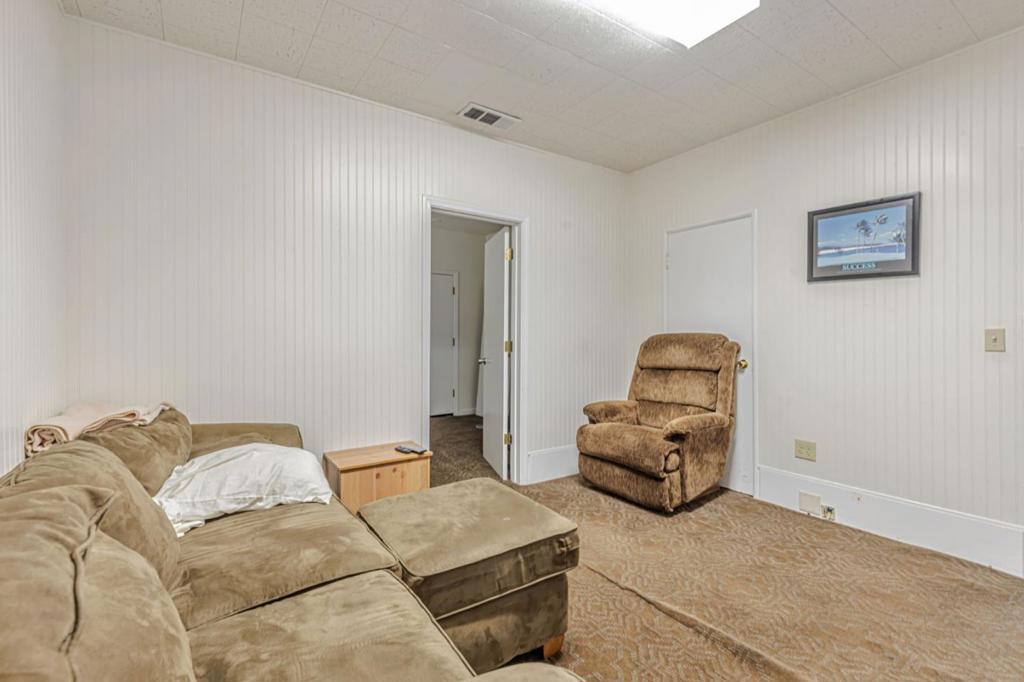 323 Texas Street Property Photo 12