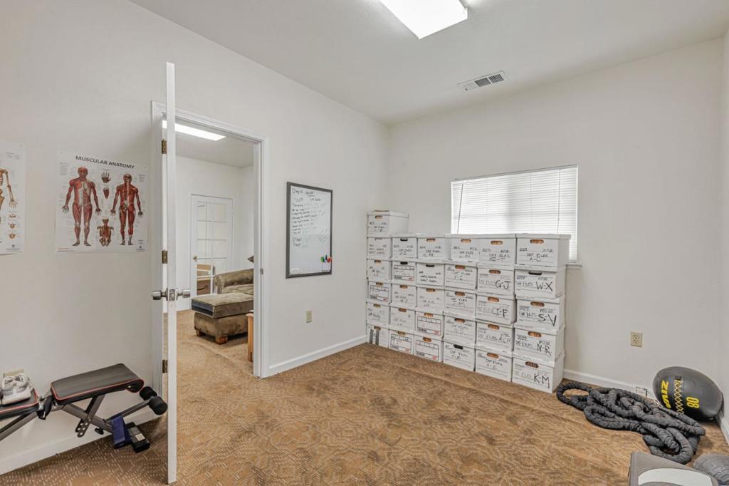 323 Texas Street Property Photo 13