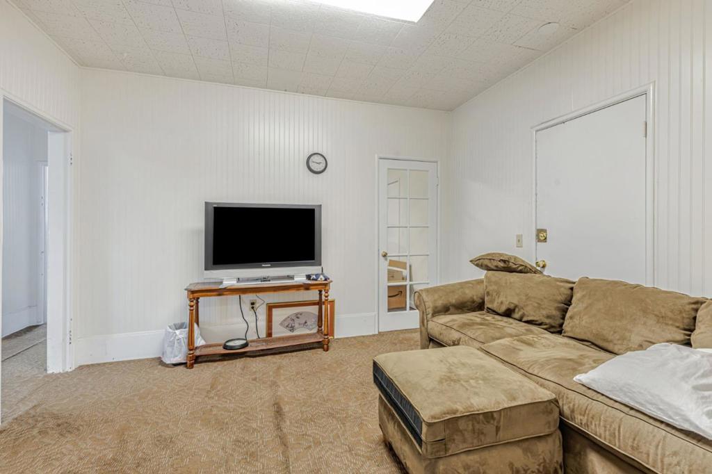 323 Texas Street Property Photo 14