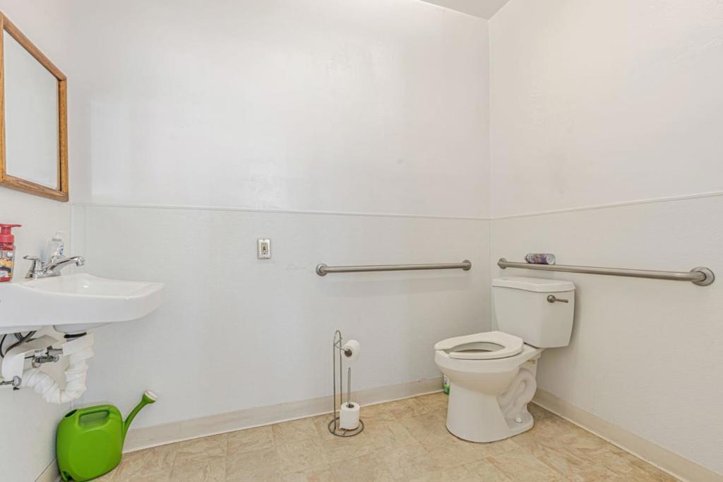 323 Texas Street Property Photo 27