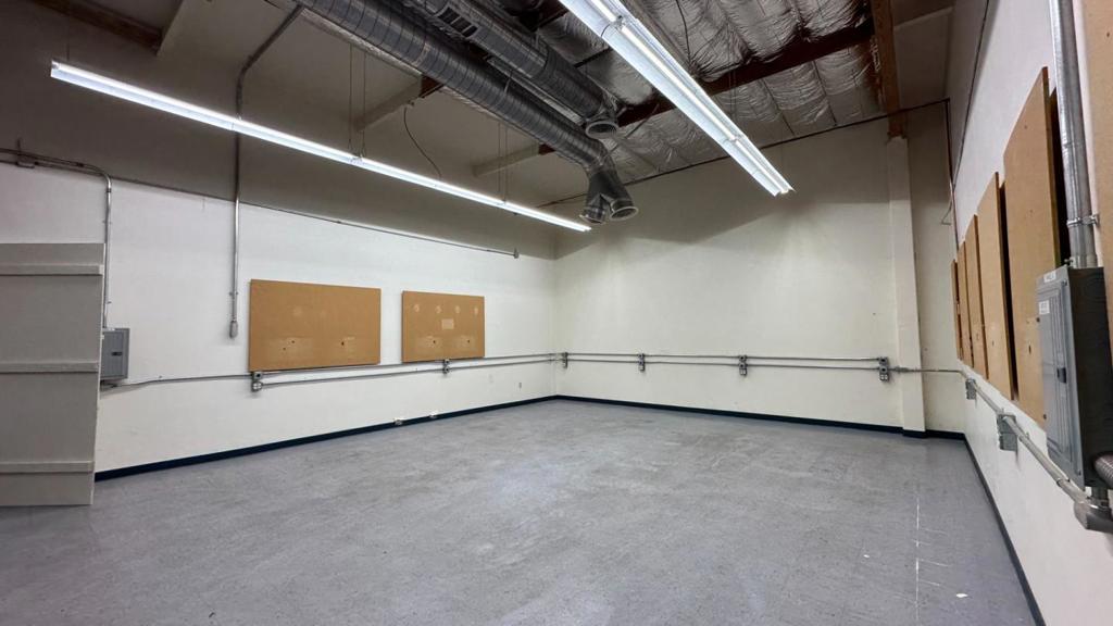 1290 Reamwood Avenue A - B Property Photo 16