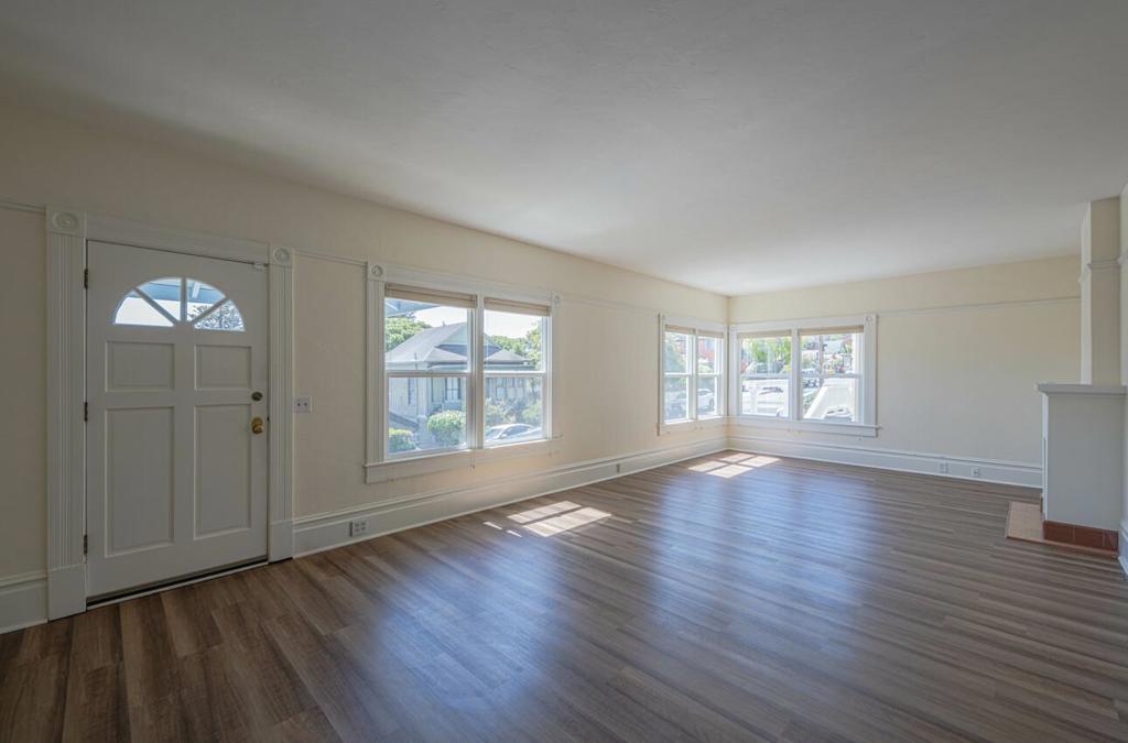 206 Cypress Avenue Property Photo 5