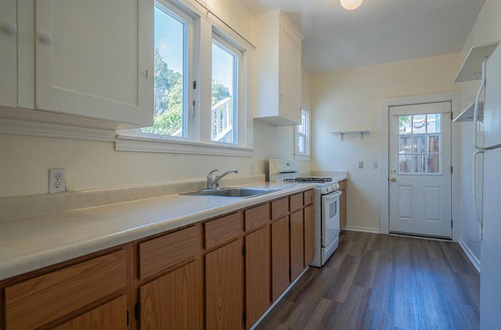 206 Cypress Avenue Property Photo 12