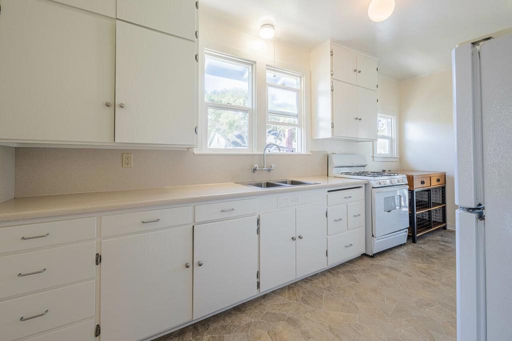 206 Cypress Avenue Property Photo 47