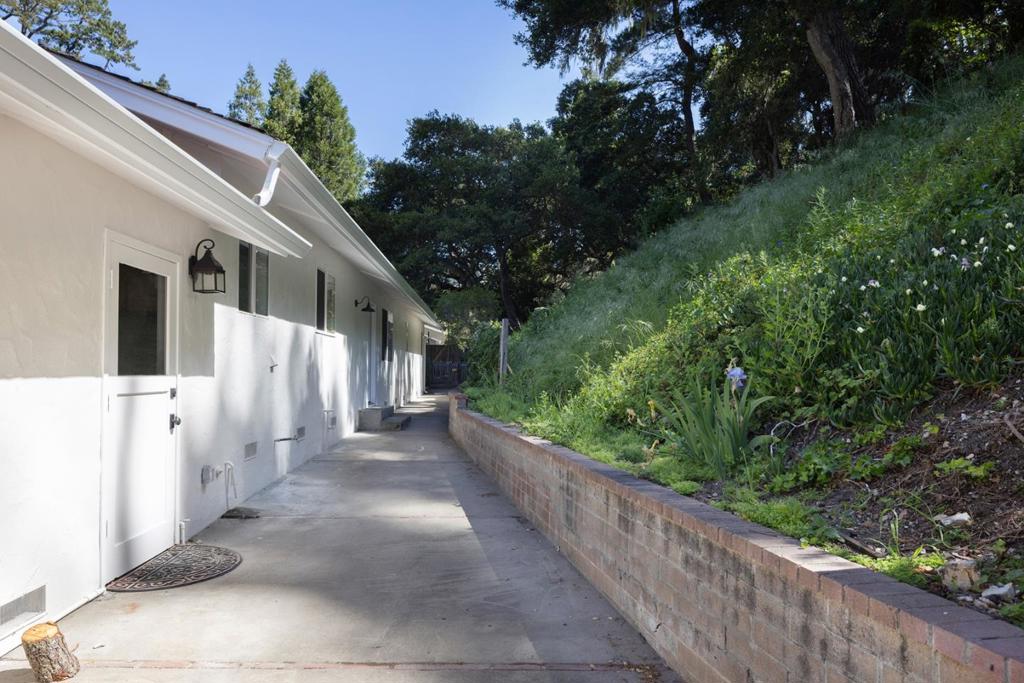 25603 Canada Drive Property Photo 17