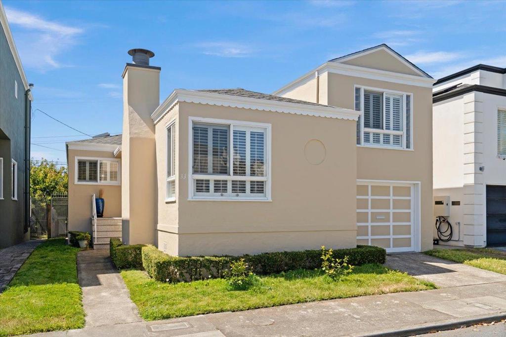 33 Escondido Avenue