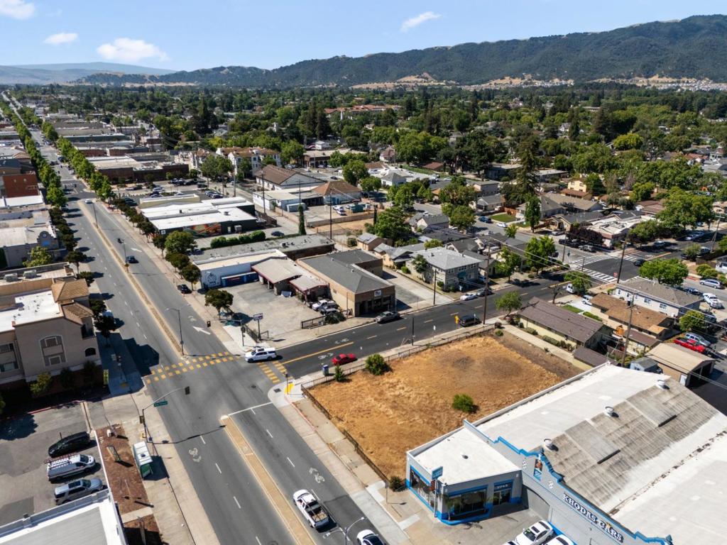 7711 Monterey Street Property Photo 6