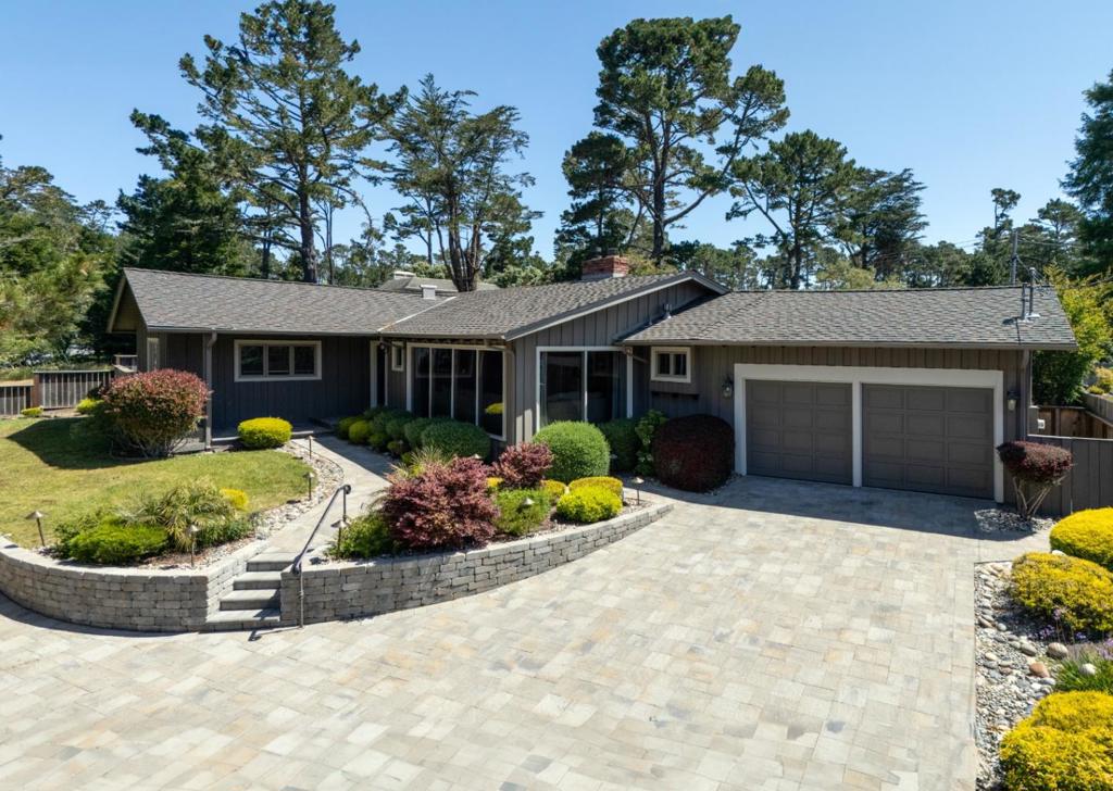 4117 Sunridge Road Property Photo 1