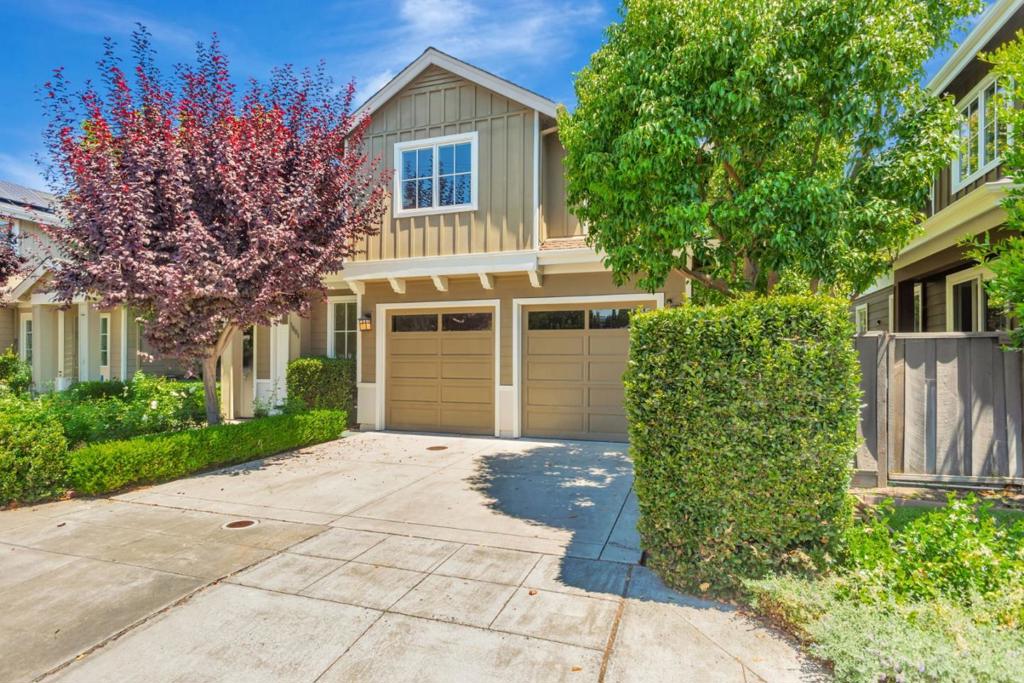 1601 Kentfield Avenue Property Photo 1