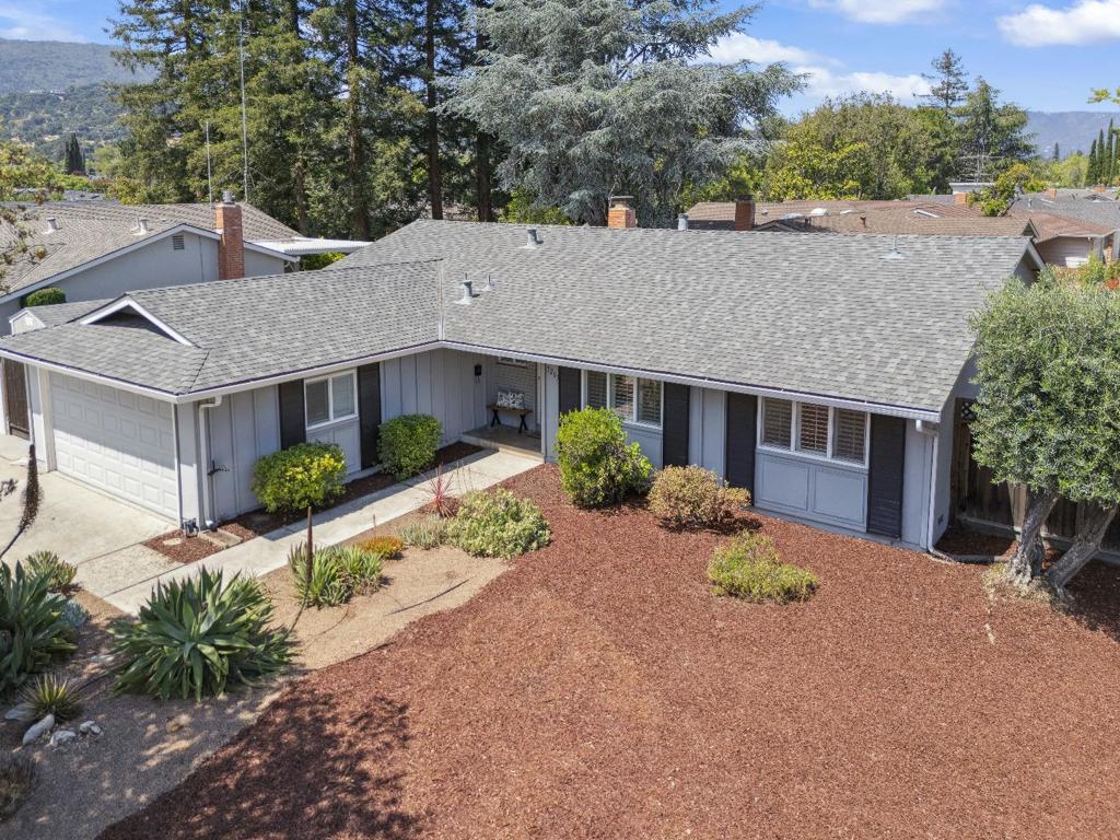 5207 Elrose Avenue Property Photo 1