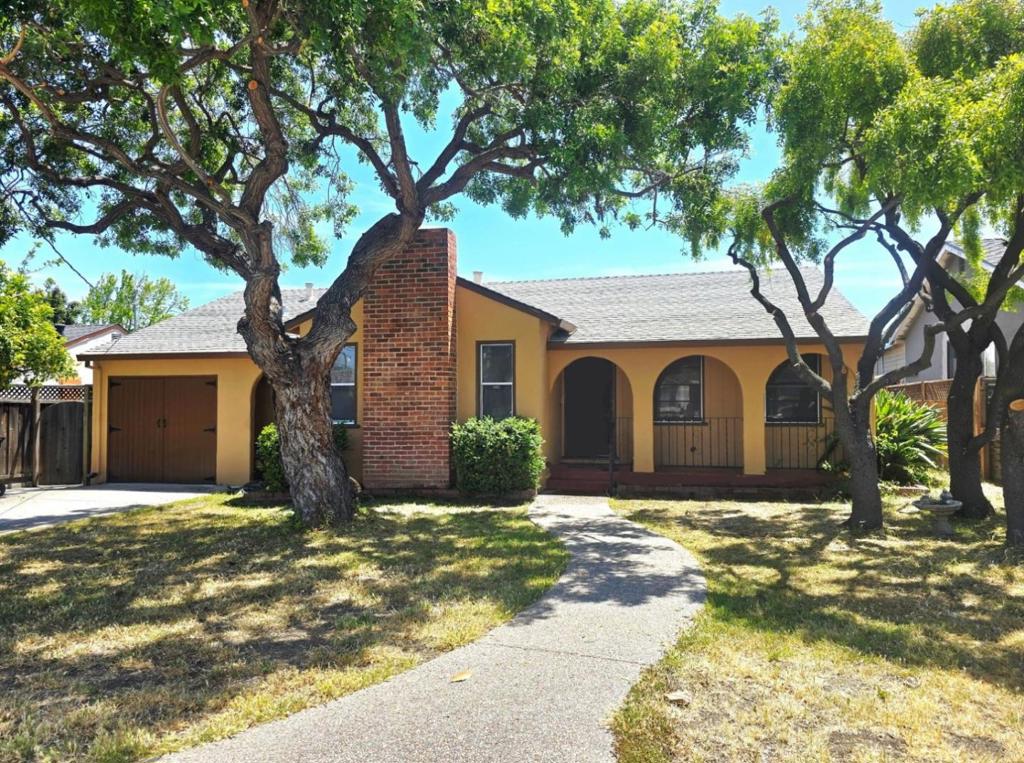 306 Jackson Street Property Photo 1