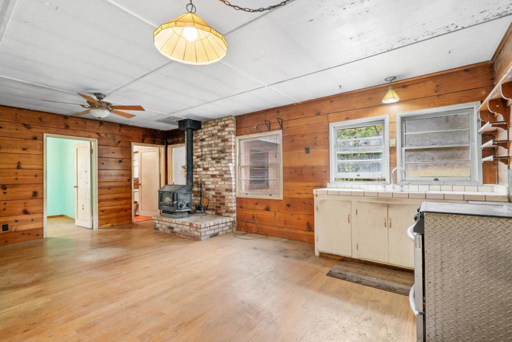 294 Ice Cream Grade Property Photo 1