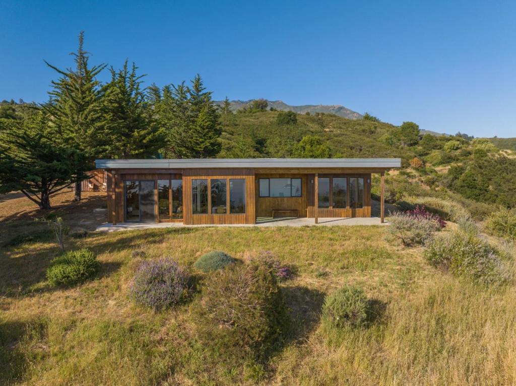9265 Sycamore Canyon Road Property Photo 1