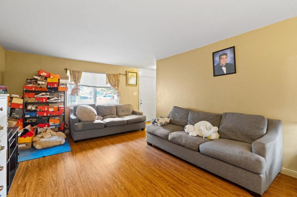 306 Beech Street Property Photo 9
