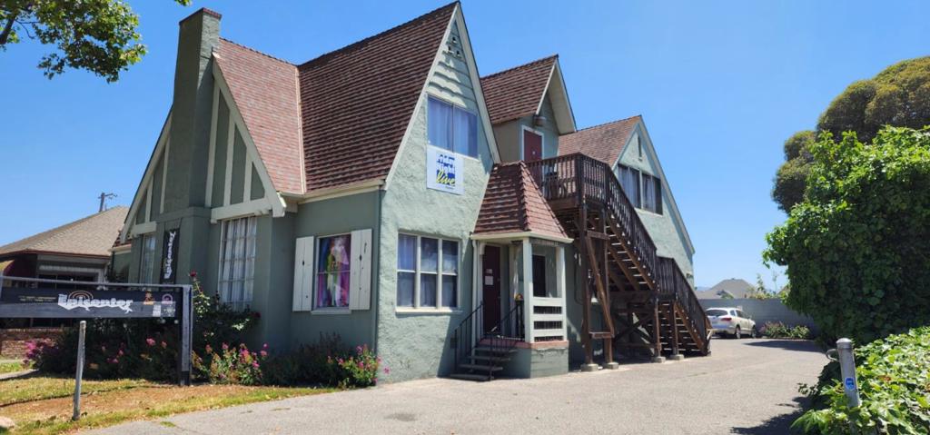 737 S Main Street Property Photo 1