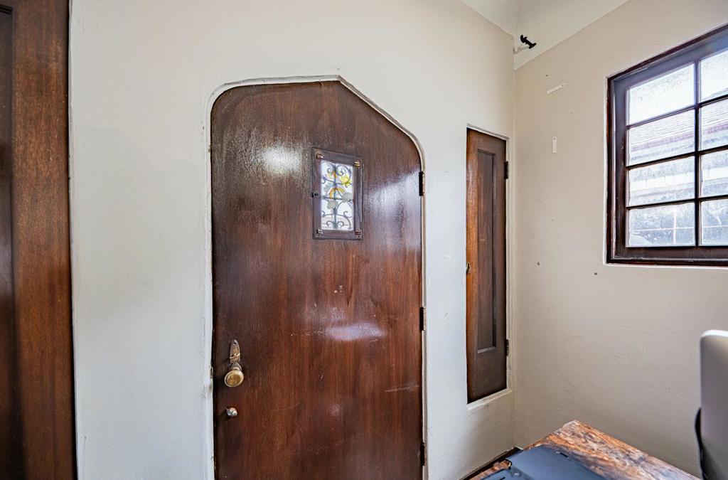 737 S Main Street Property Photo 16