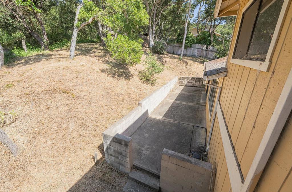 18105 Wylie Hill Lane Property Photo 8