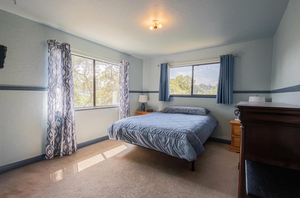 18105 Wylie Hill Lane Property Photo 17