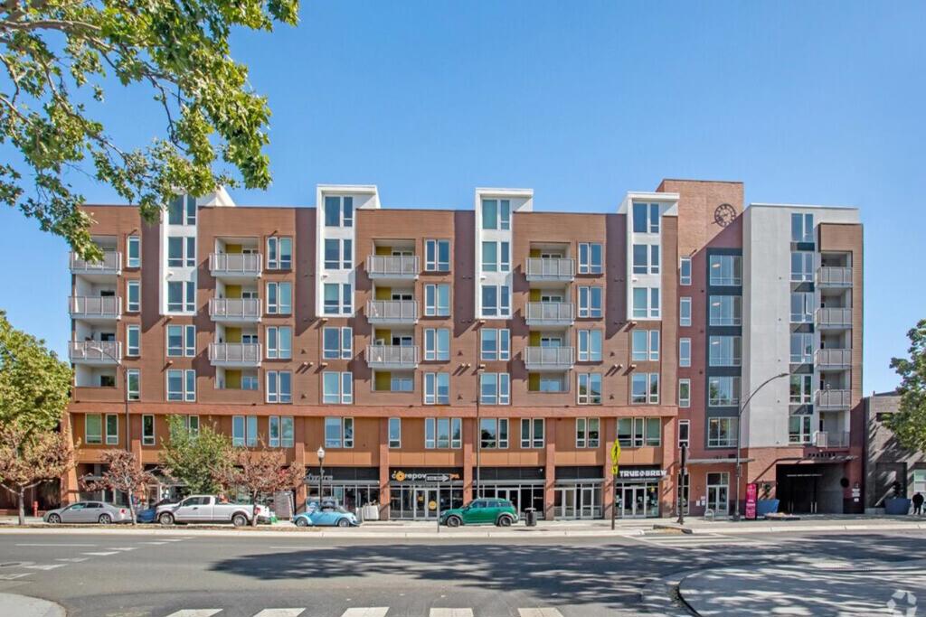 787 787 The Alameda Property Photo 2