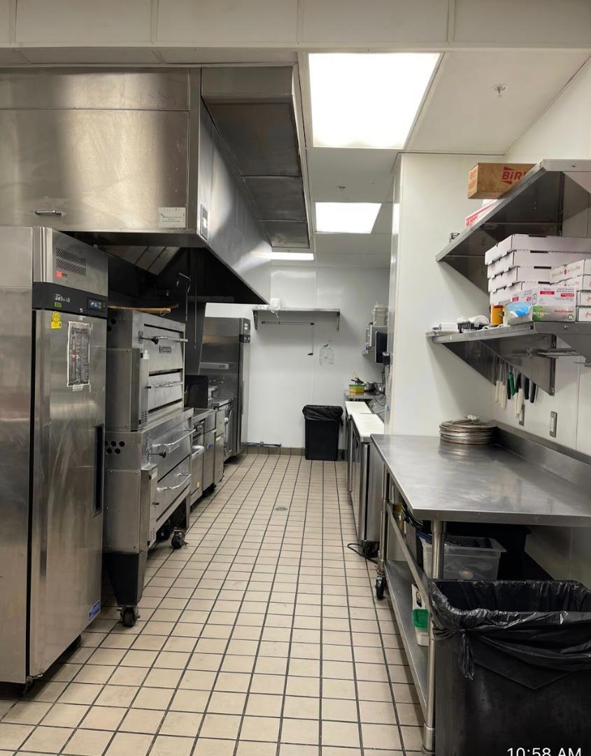 787 787 The Alameda Property Photo 11