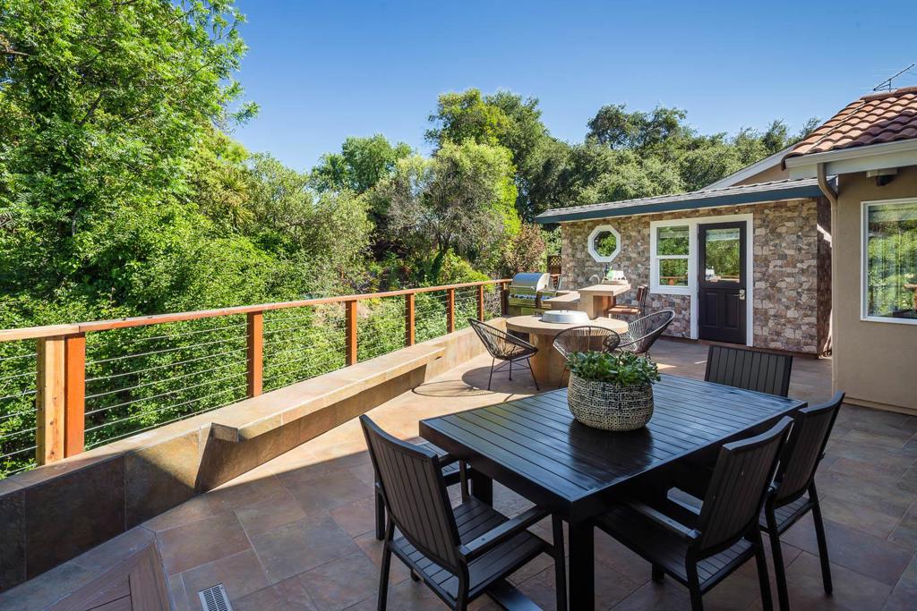 707 Matadero Avenue Property Photo 1
