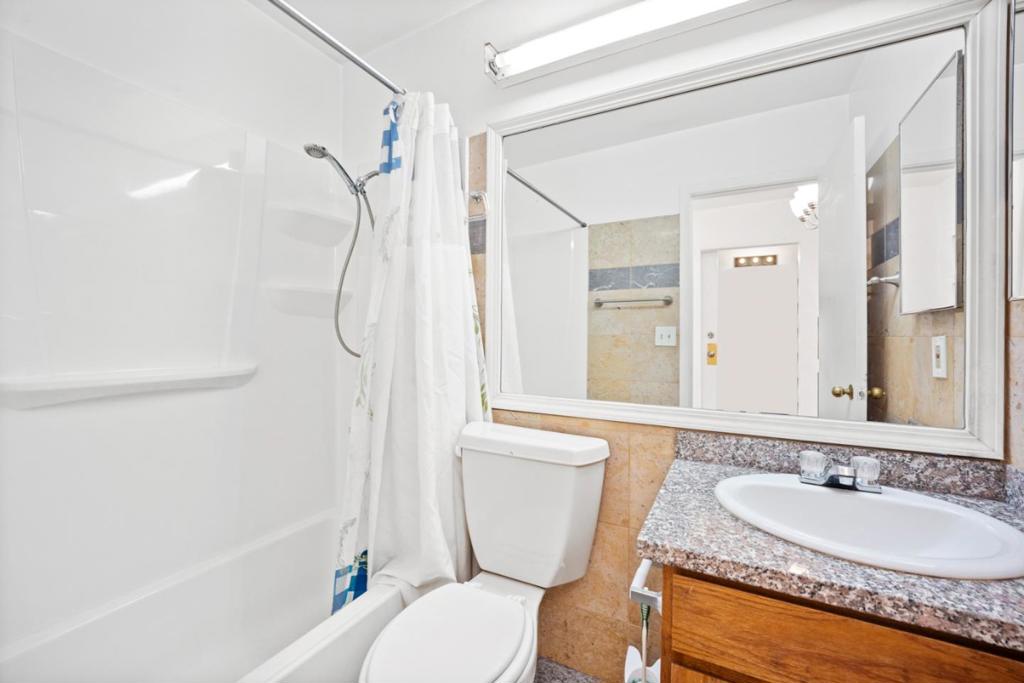 441 W Macarthur Boulevard Property Photo 31