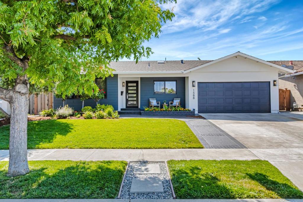 1588 Calle De Stuarda Property Photo 1