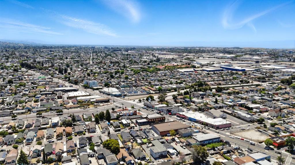 7134 International Boulevard Property Photo 18