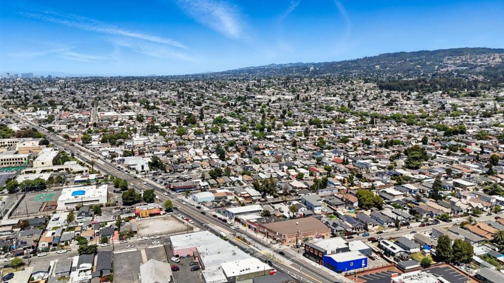 7134 International Boulevard Property Photo 19