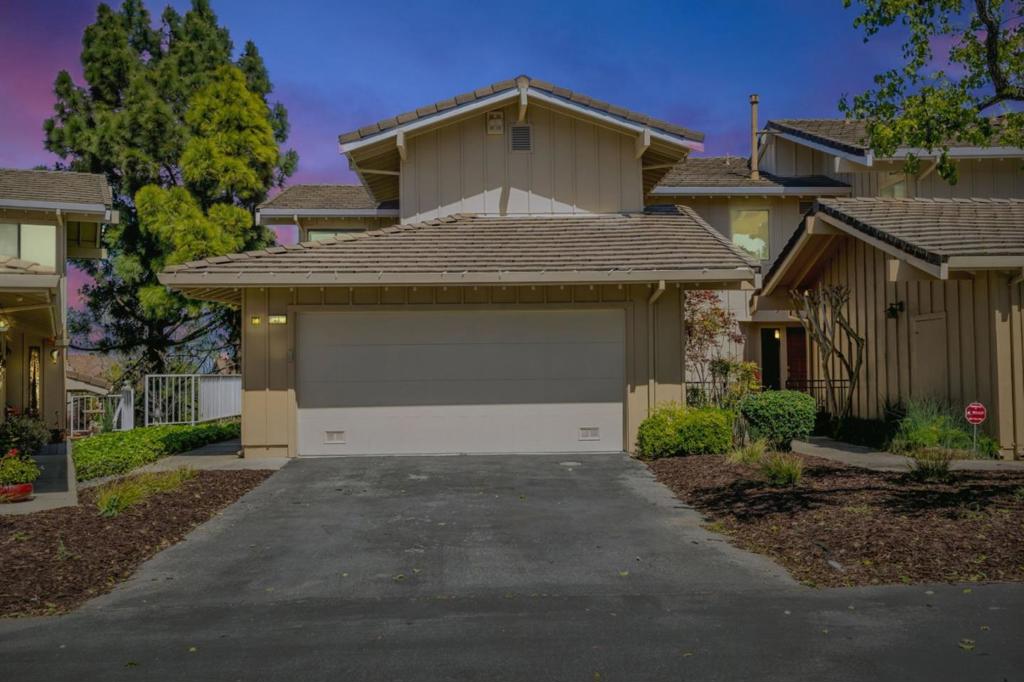 21 Calypso Lane Property Photo 1
