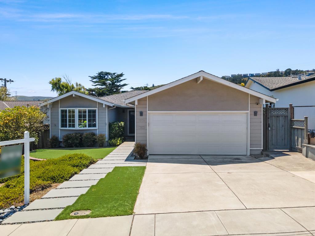 1880 Claremont Drive Property Photo 1
