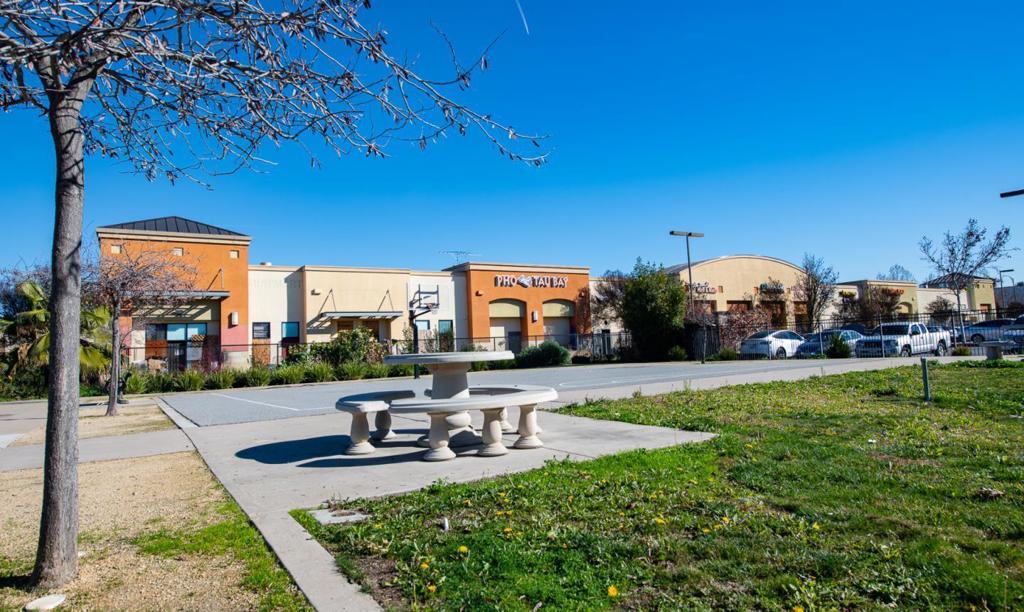 3005 Silver Creek Road 194 Property Photo 9