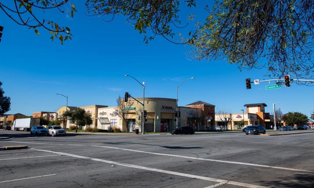 3005 Silver Creek Road 194 Property Photo 13