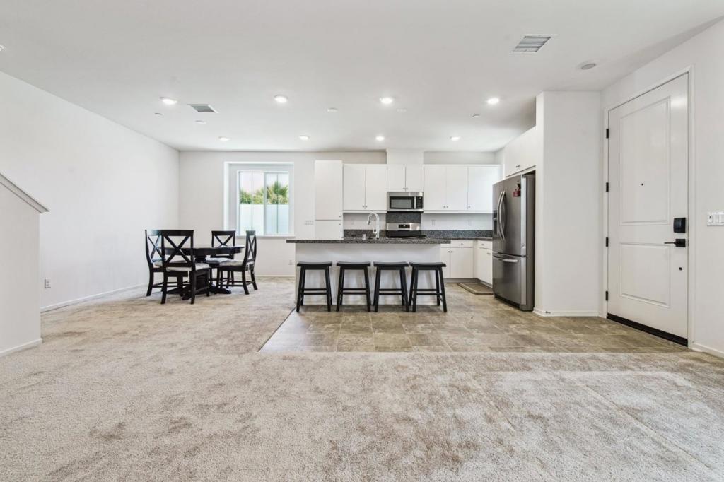 5584 Kate Way 7