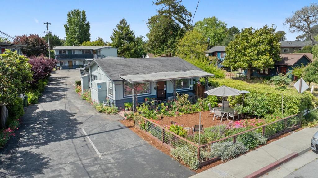 1450 Merrill Street Property Photo 3