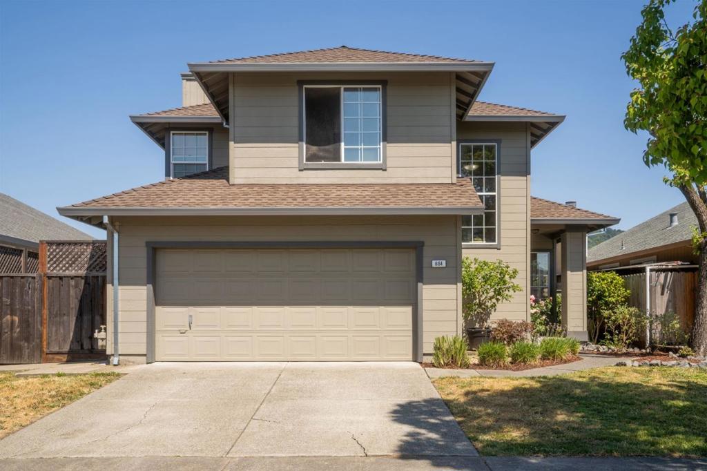 684 Connie Street Property Photo 1
