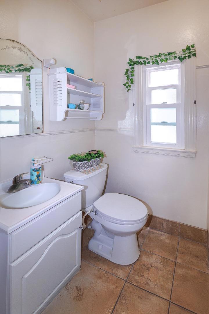 1116 Douglas Avenue Property Photo 14