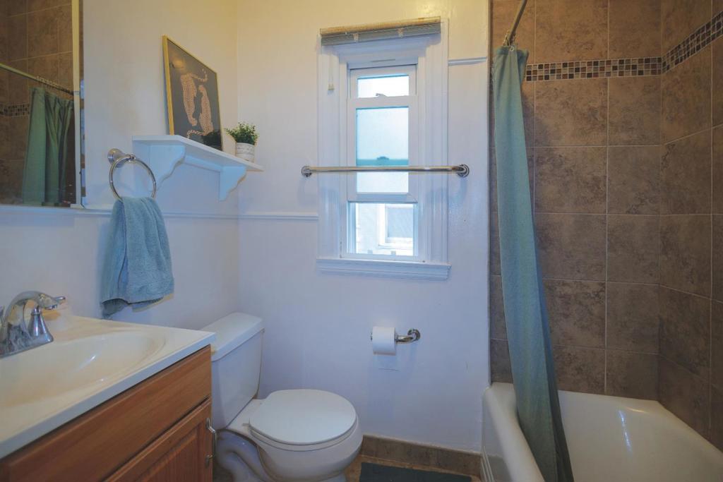 1116 Douglas Avenue Property Photo 28