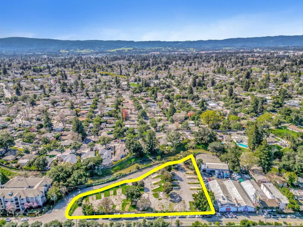 1893 Woodland Avenue Property Photo 4