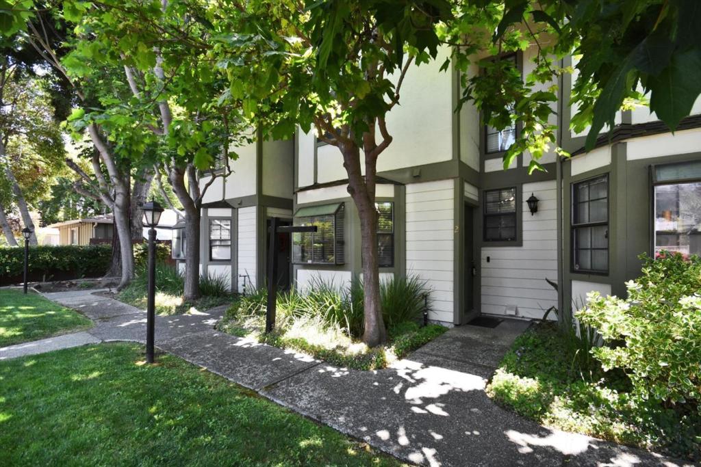 175 Evandale Avenue 2 Property Photo 1