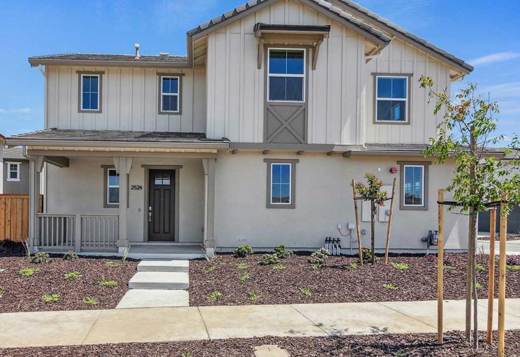 2524 Big Sky Drive Property Photo 1