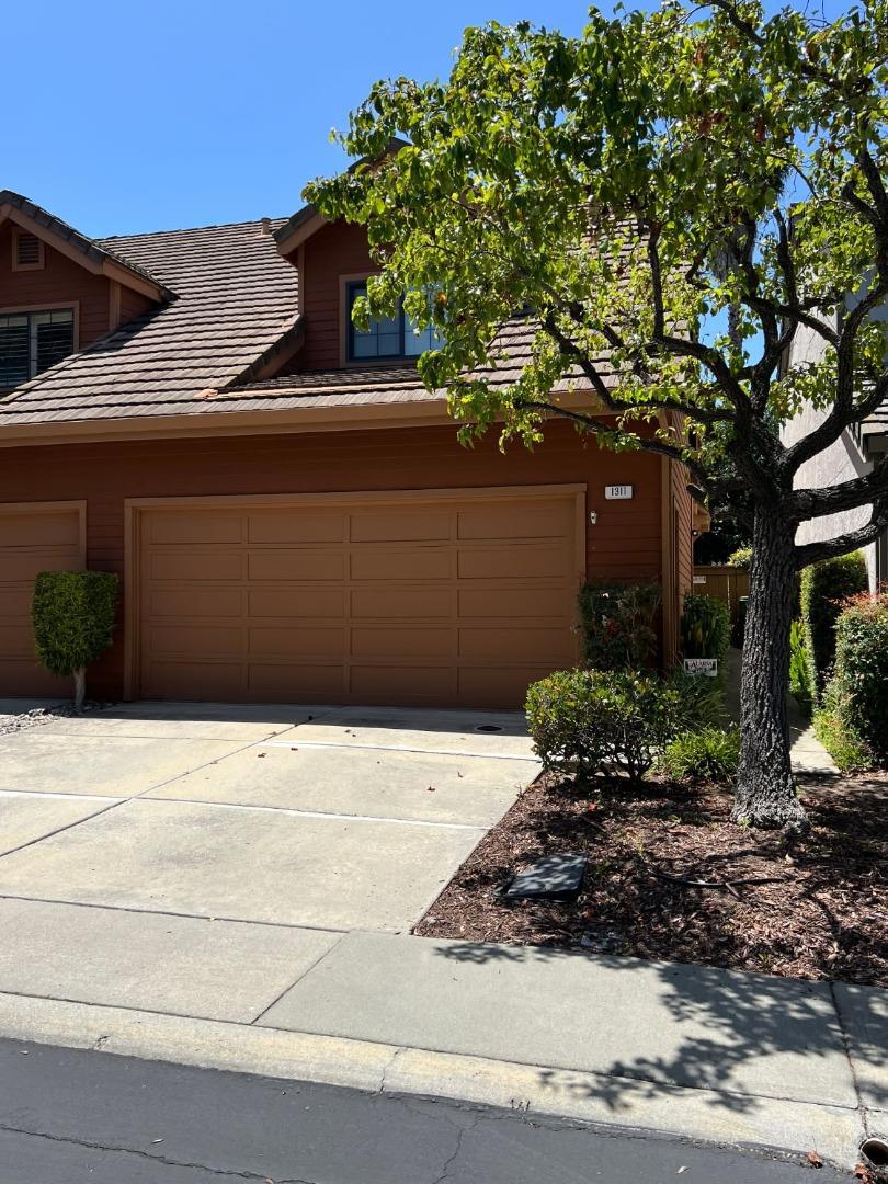 1311 Chandon Court Property Photo 1